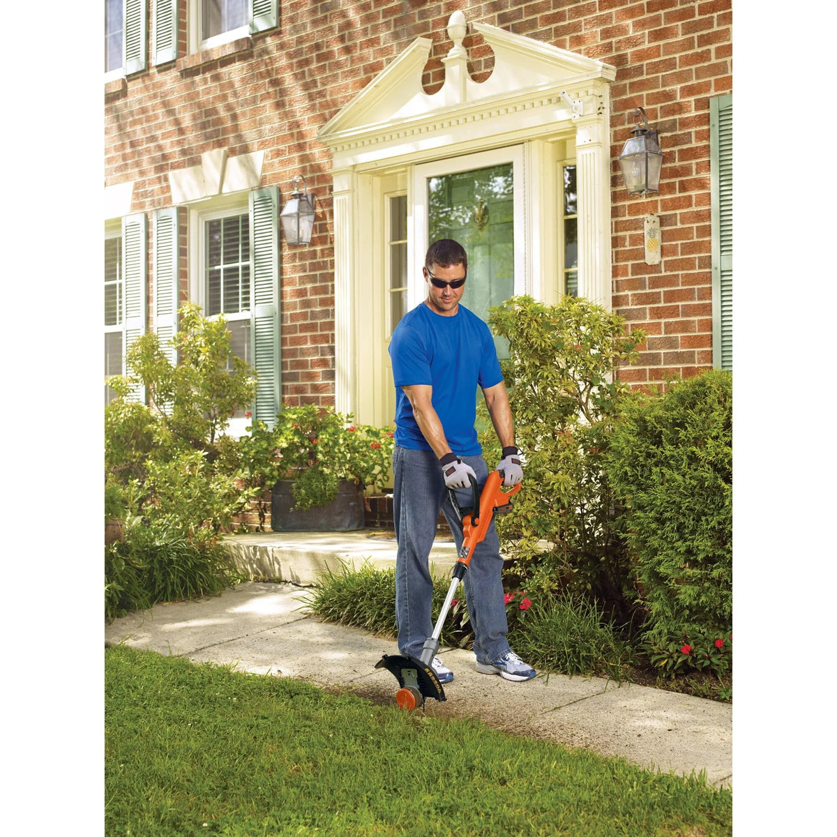 BLACK+DECKER 20V Cordless String Trimmer and Edger, 2Ah, Lithium Ion Battery Included