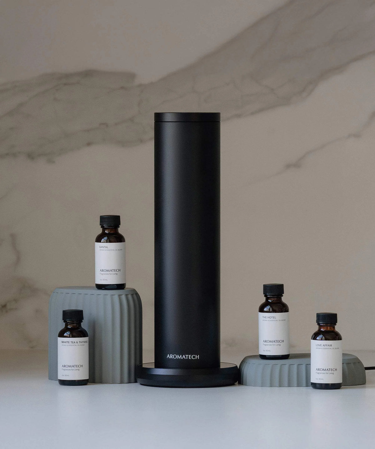 AromaTech New AroMini BT Plus Scent Diffuser w/Bluetooth �C Cold-Air Diffusion Scent Machine for Home, Office, Hotel, Spa �C Nebulizing Diffusion System for Essential Oil Blends (Black)