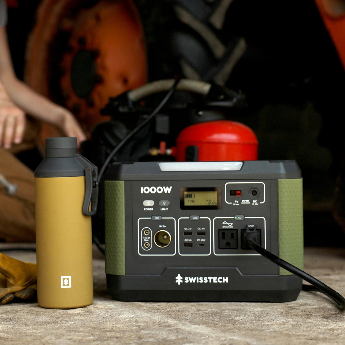 Swiss Tech 1000W portable power station 999Wh solar generator for camping & emergency use